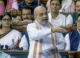 પર્ફોર્મન્સની રાજનીતિના લેખાજોખા